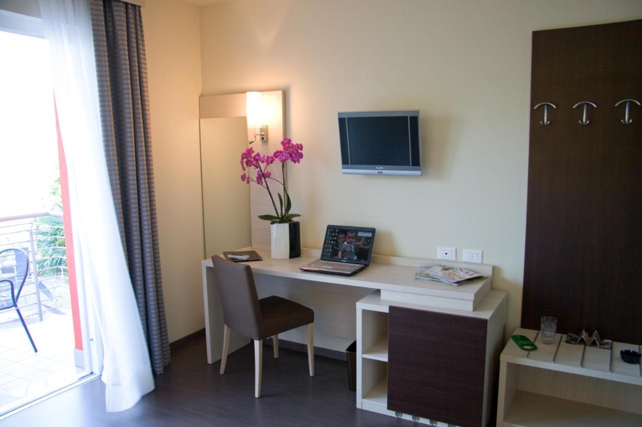 Hotel Campagnola マルチェージネ エクステリア 写真