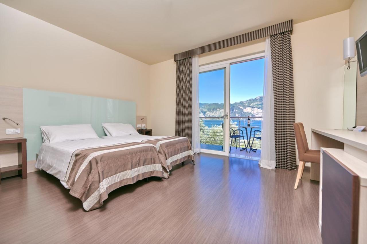 Hotel Campagnola マルチェージネ エクステリア 写真