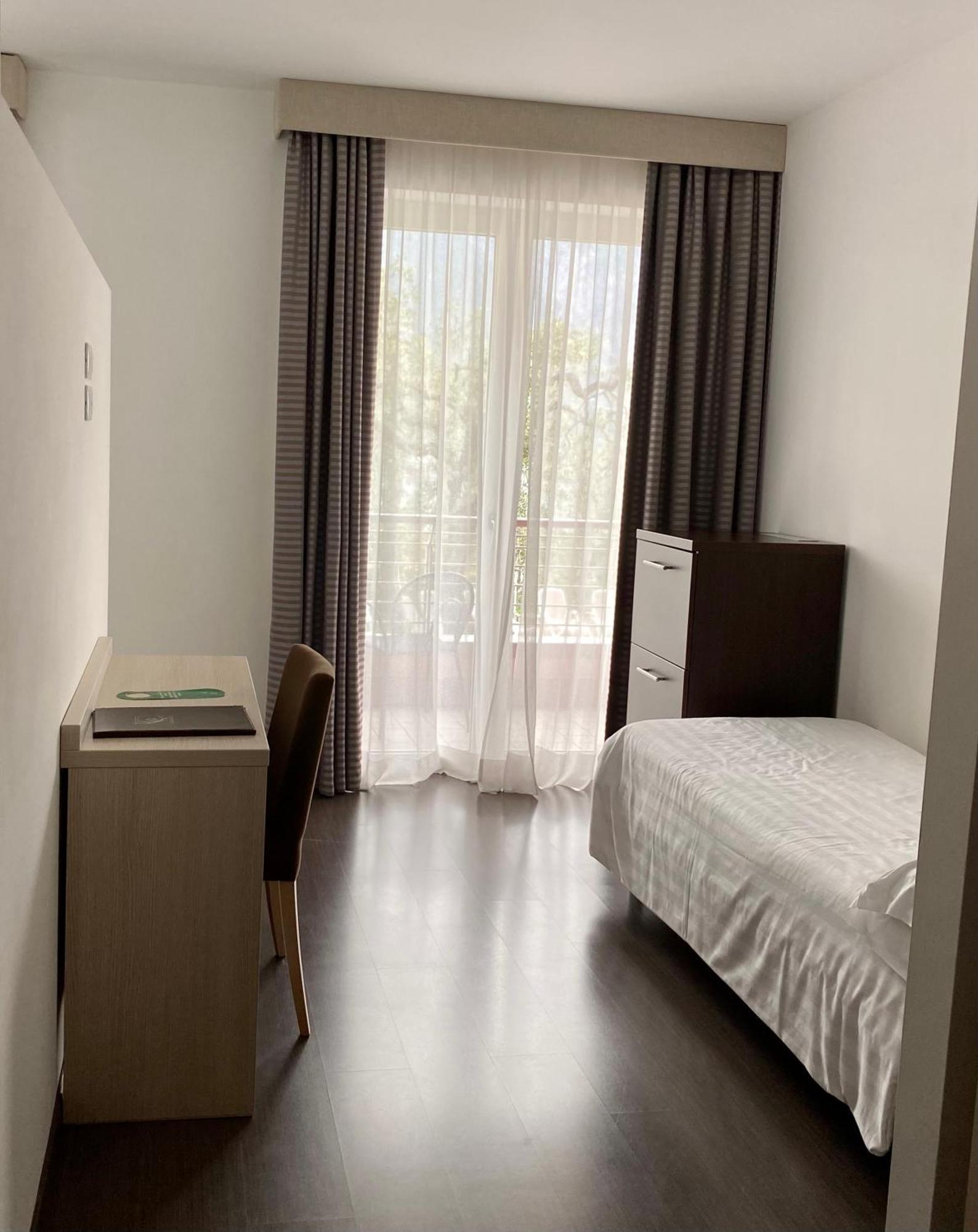 Hotel Campagnola マルチェージネ エクステリア 写真
